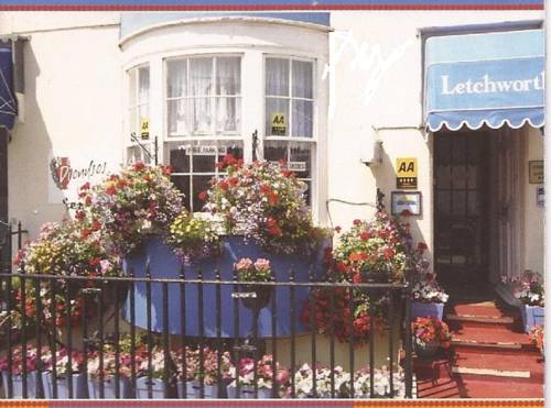 Letchworth Guest House 