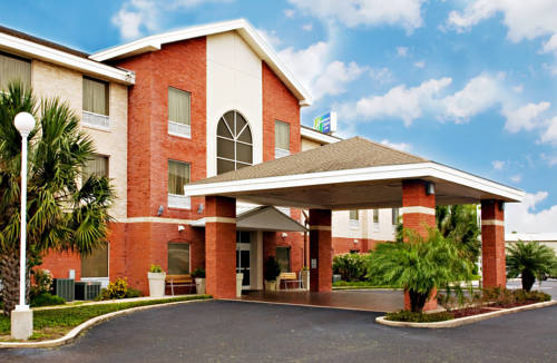 Holiday Inn Express Hotel and Suites Weslaco 