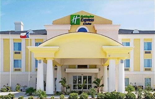 Holiday Inn Express Hotel and Suites Falfurrias 