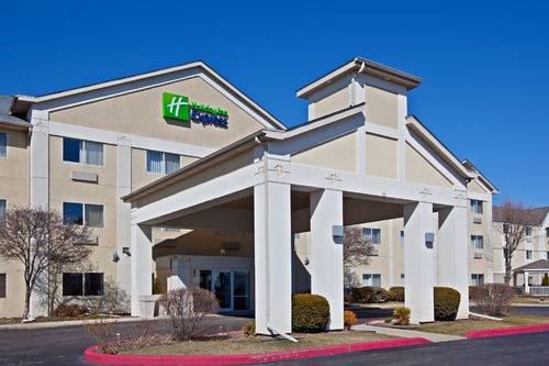 Holiday Inn Express Elkhart North - I-80/90 Exit 92 