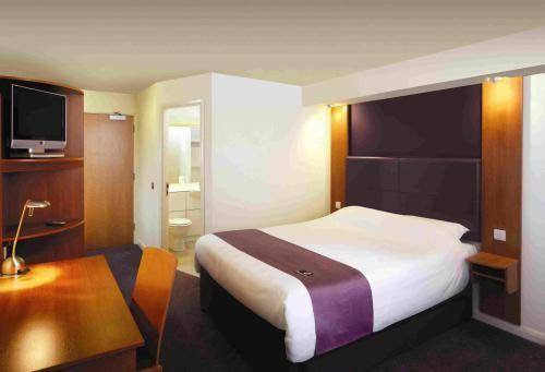 Premier Inn Doncaster (Lakeside) 