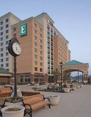 Embassy Suites St. Louis-St. Charles/Hotel & Spa 