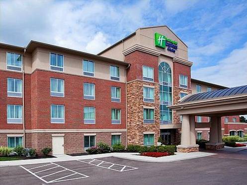 Holiday Inn Express Hotel & Suites Cincinnati - Mason 