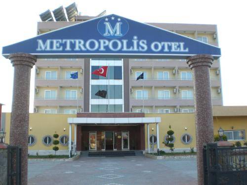 Metropolis Hotel 