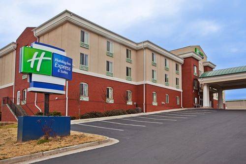 Holiday Inn Express Hotel & Suites Commerce-Tanger Outlets 