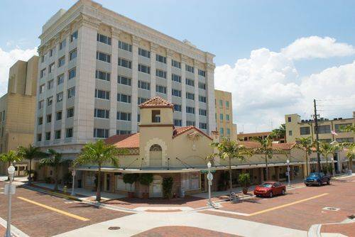 Hotel Indigo Fort Myers Downtown River District 