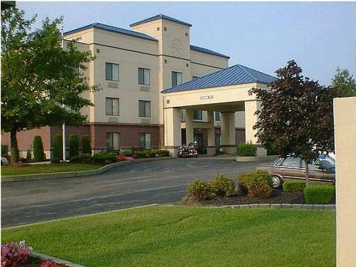 Holiday Inn Express Evansville-North I-64 & US 41 