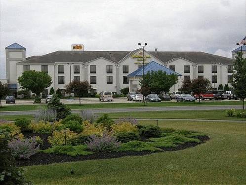 Holiday Inn Express Hotel & Suites Findlay 
