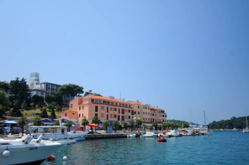 Apartments Riva 