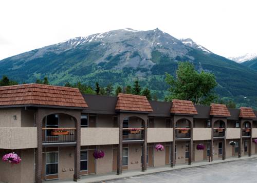 Maligne Lodge 