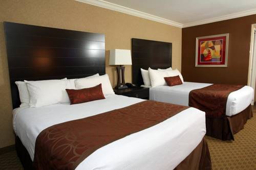 Best Western PLUS InnSuites Yuma Mall Hotel & Suites 