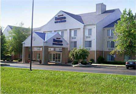 Fairfield Inn and Suites by Marriott Dayton Troy 