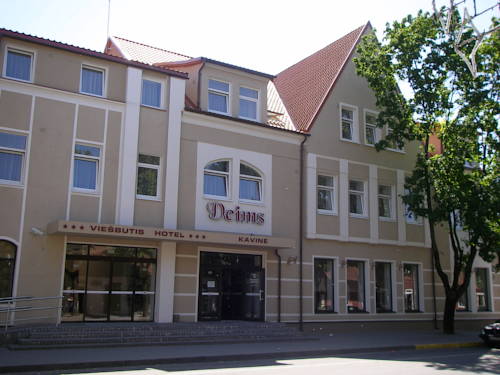 Deims Hotel 