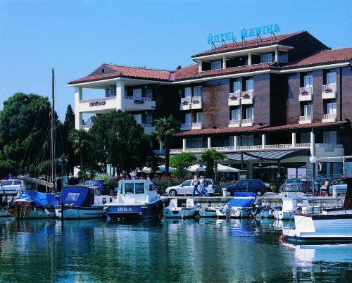 Hotel Marina 