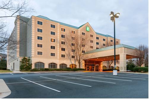 Embassy Suites Dulles Airport 