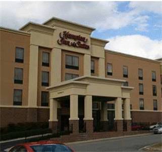 Hampton Inn & Suites Augusta West 