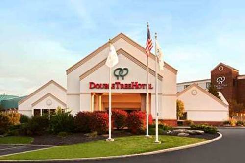 DoubleTree by Hilton Cleveland South 