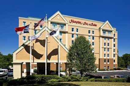 Hampton Inn & Suites Charlotte Arrowood 