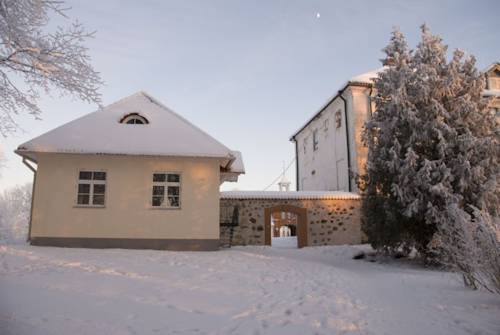 Rogosi Manor Guesthouse 