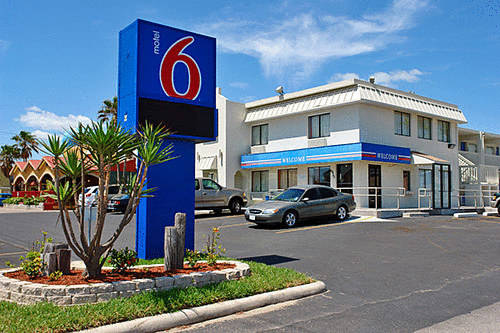 Motel 6 South Padre Island 