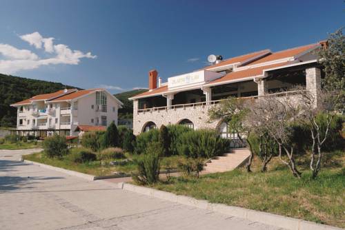 Hotel Zlatni Lav 