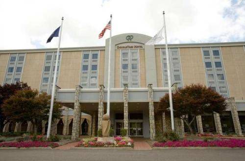 DoubleTree by Hilton Pittsburgh Airport 