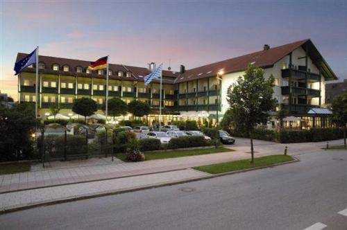 Bauer Hotel & Gasthof 