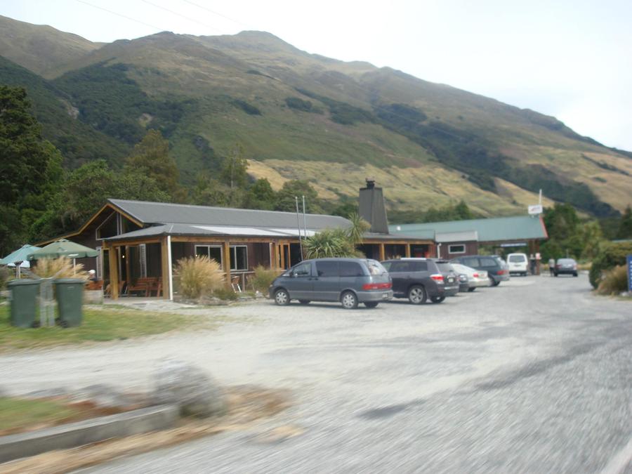Makarora Tourist Centre 