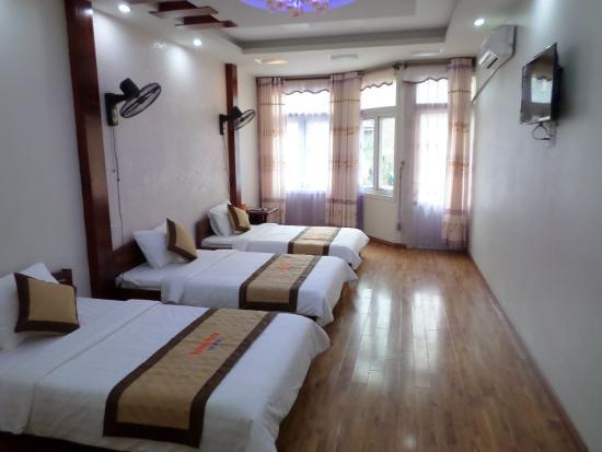  Halong Party Hostel & Hotel 