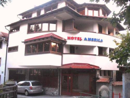 Hotel America 