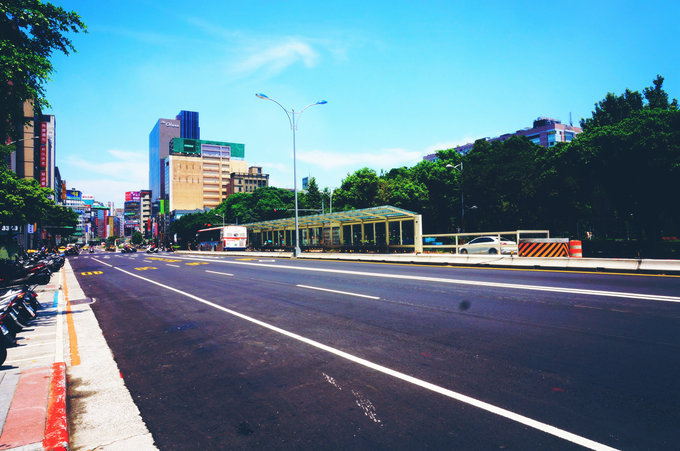 酒店附近街道