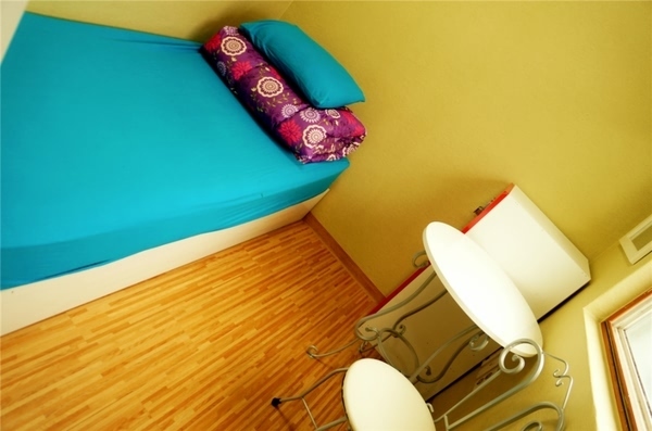 回首尔还住这家时的单人房. 